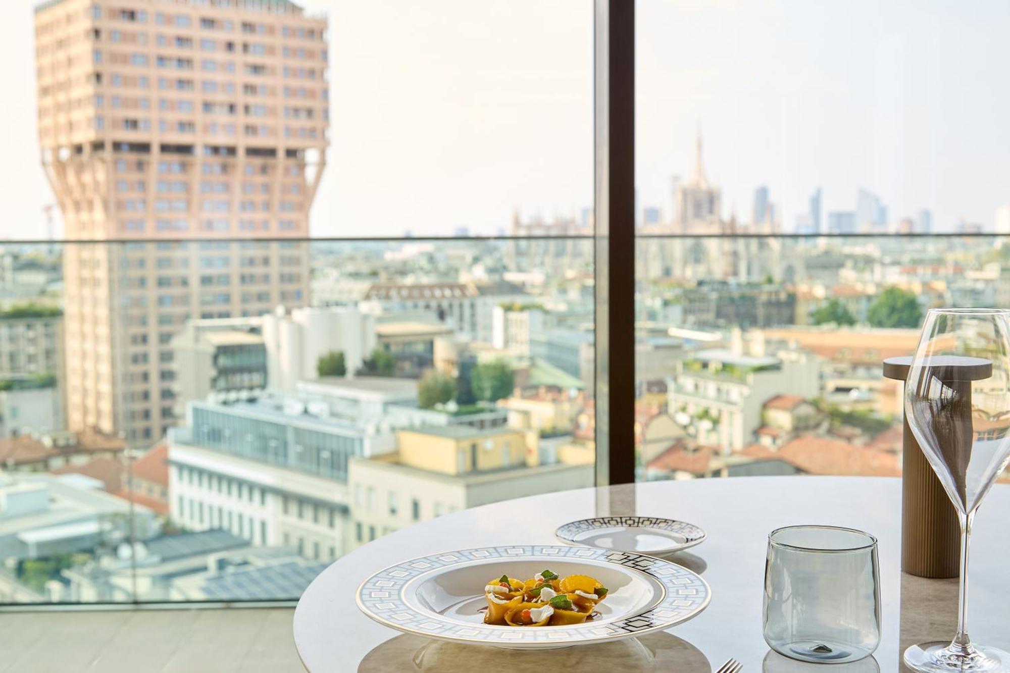 Uptown Palace Milano Esterno foto