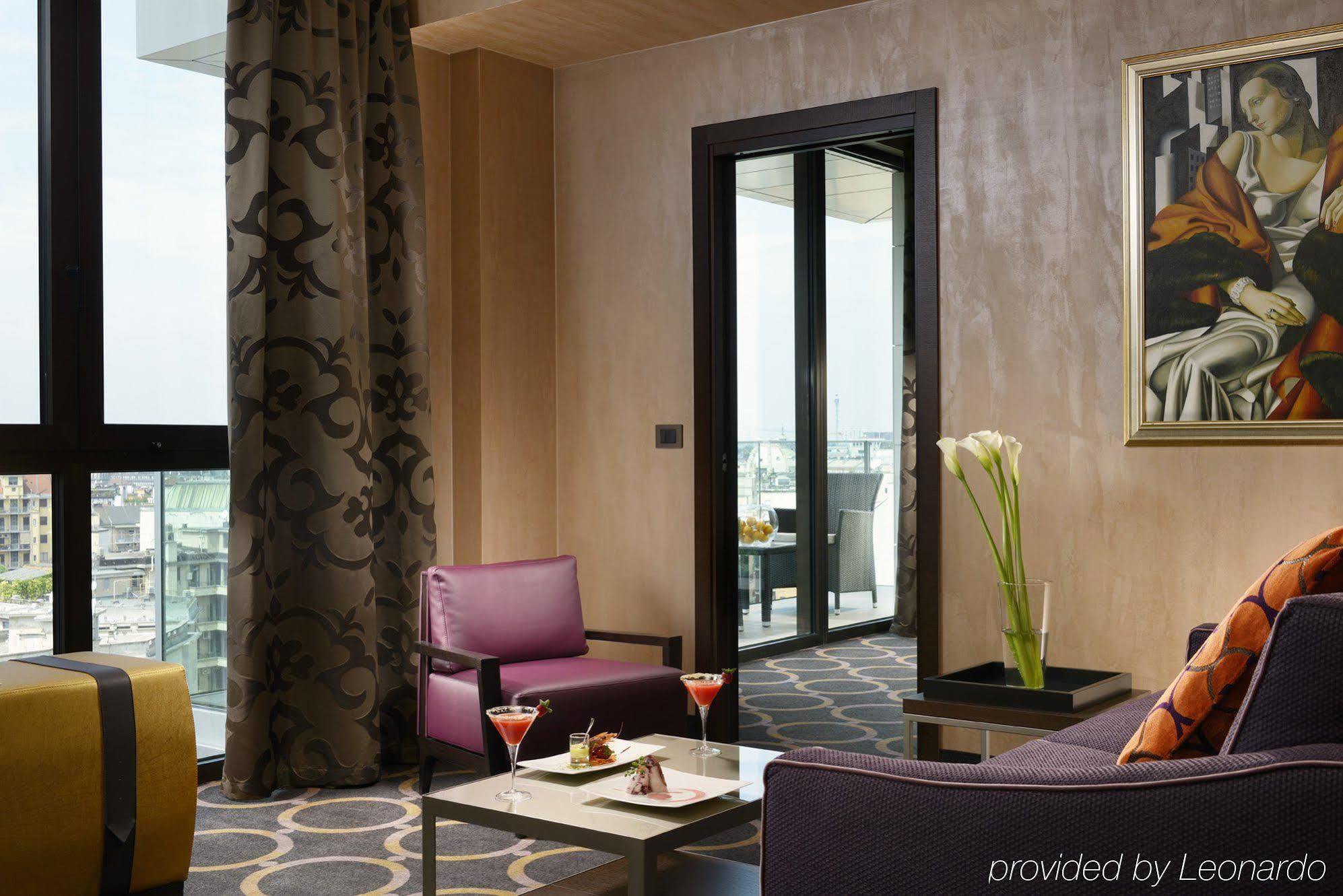 Uptown Palace Milano Esterno foto