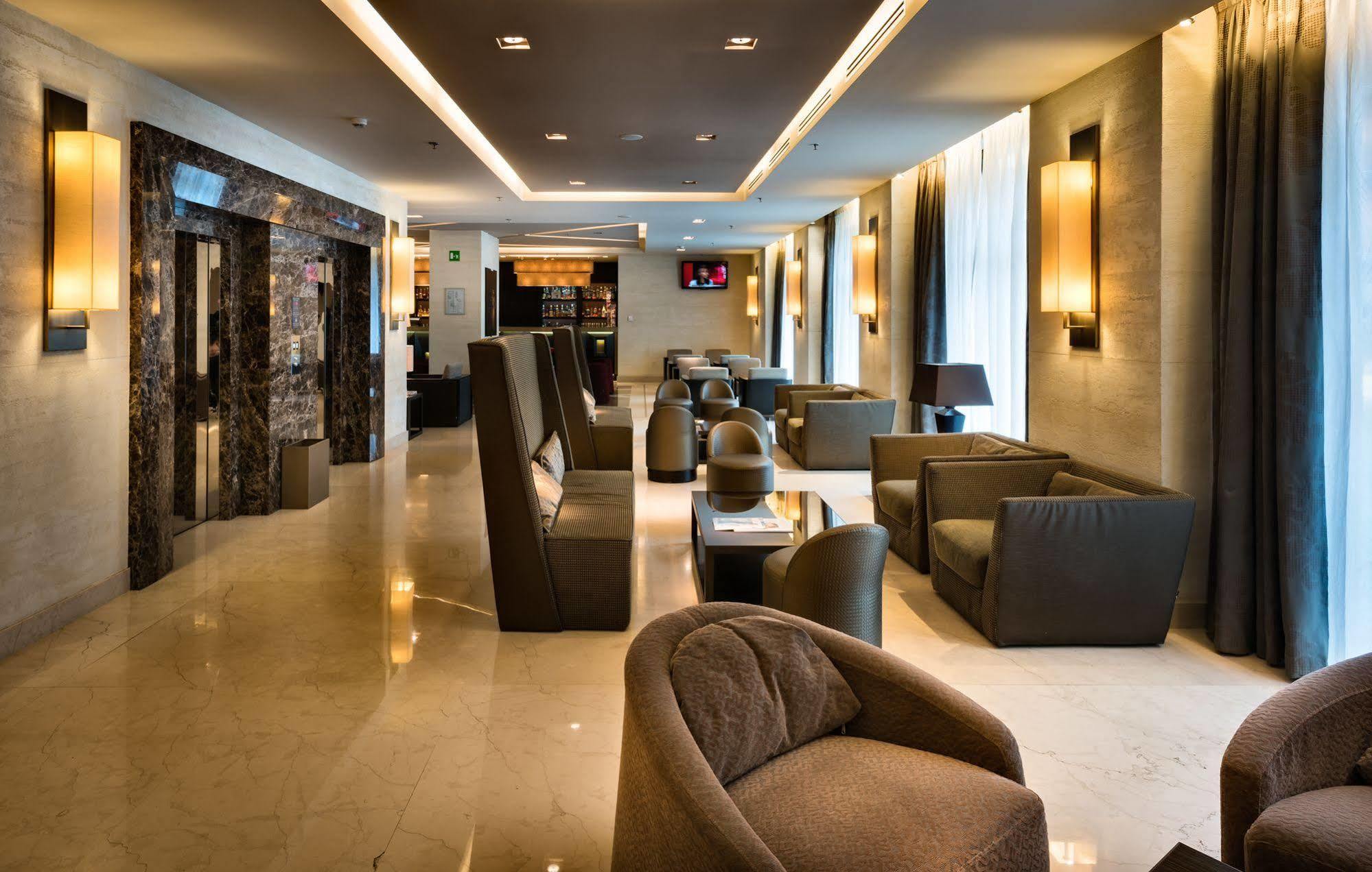 Uptown Palace Milano Esterno foto